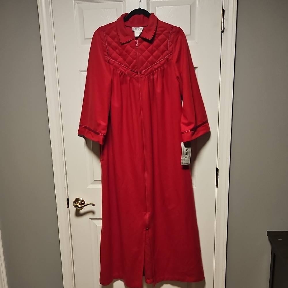 I. Appel Vintage Robe